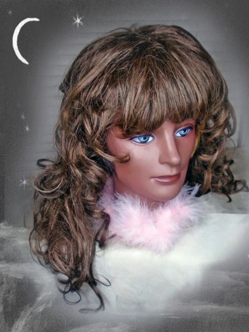 Long Hair Wig Disco Queen Curls, Dark Blonde / Light Brown Paula Young Brittany